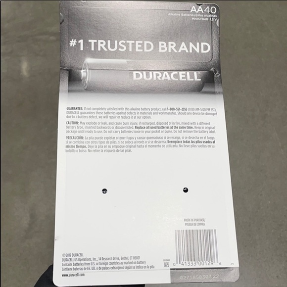 NWT AA40 Duracell batteries - Picture 2 of 2
